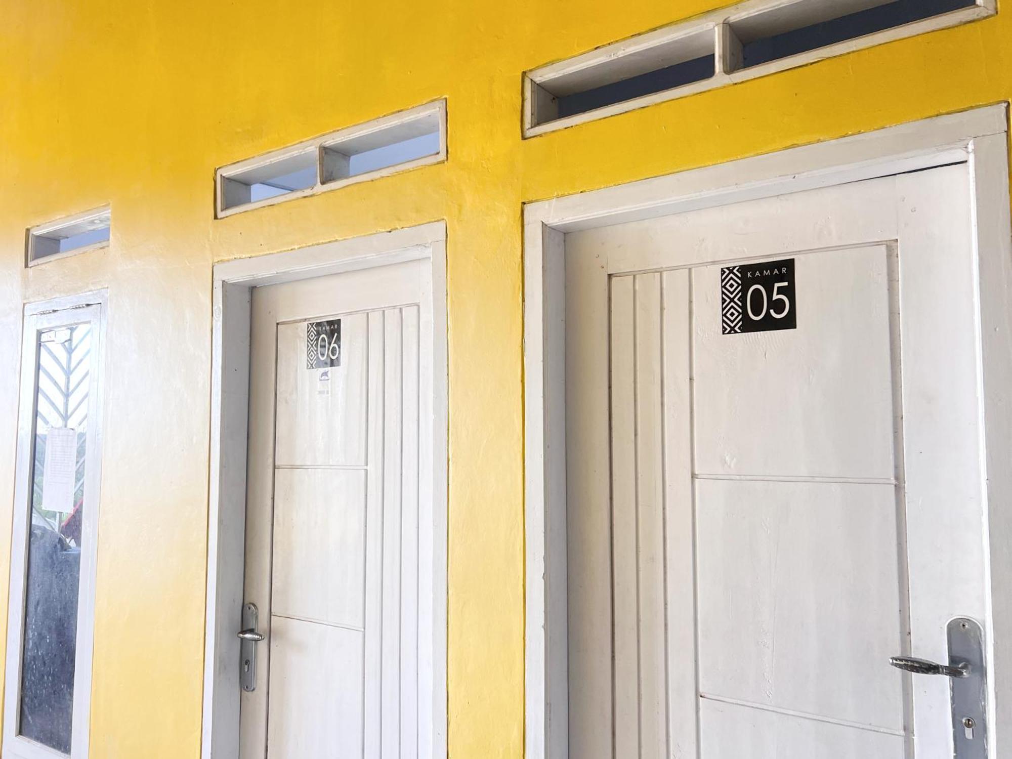 Reddoorz At Kay Residence Waydadi Lampung Bandar Lampung Exterior foto