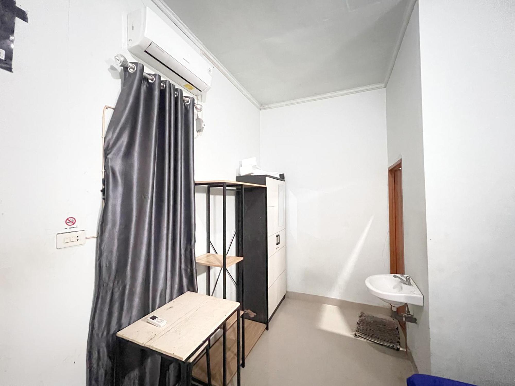 Reddoorz At Kay Residence Waydadi Lampung Bandar Lampung Exterior foto