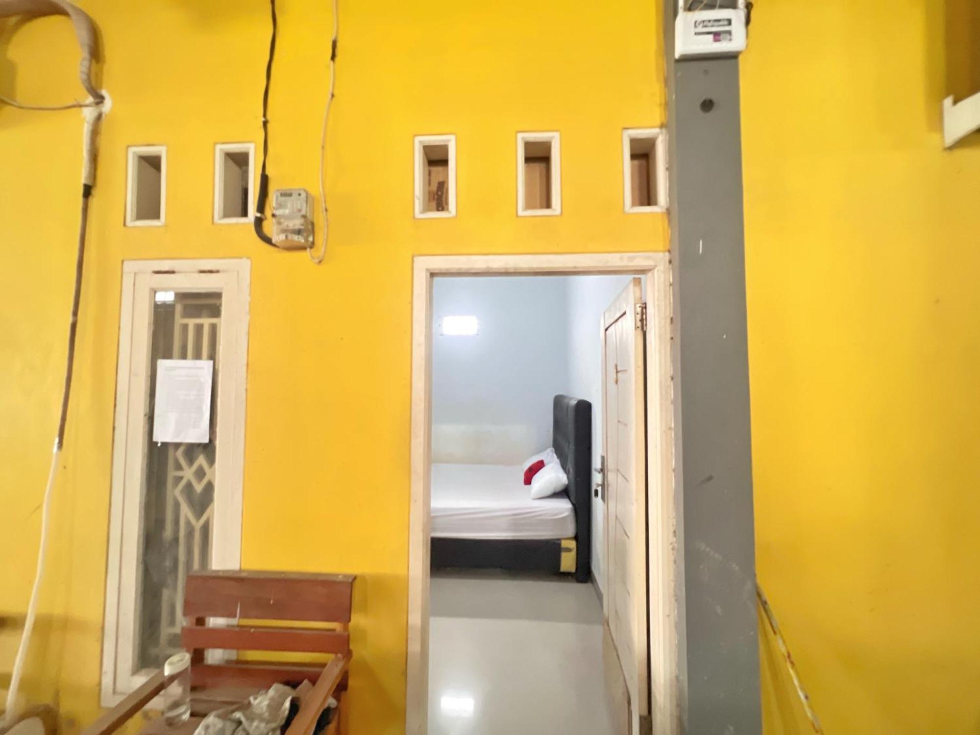 Reddoorz At Kay Residence Waydadi Lampung Bandar Lampung Exterior foto
